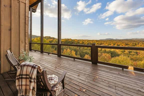 Soaky Mountain Lodge - Image 1